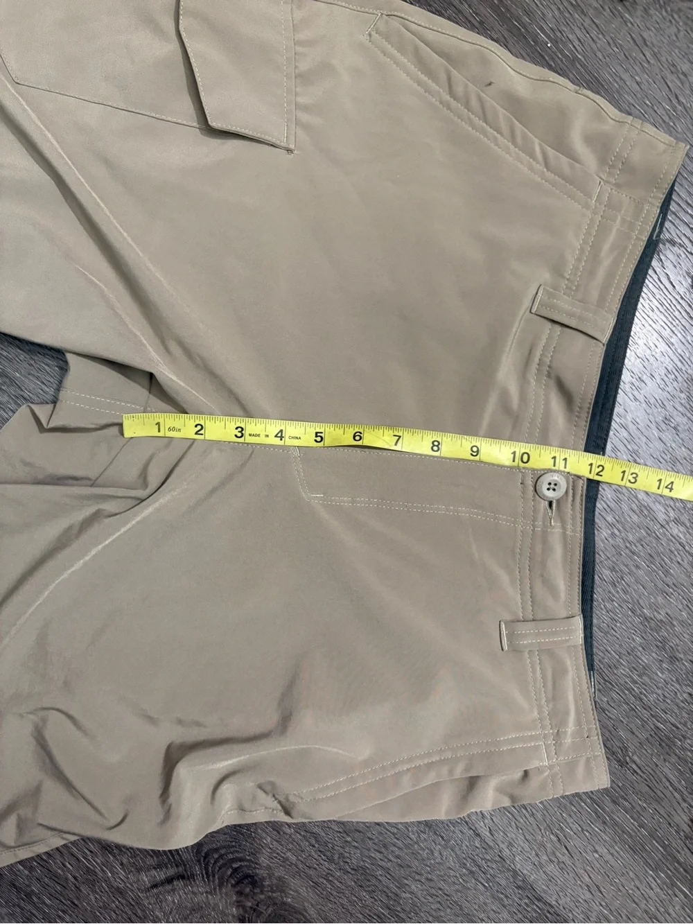 Columbia Eaglecrest Shorts Men 32 Beige Tan Omni-Shade Cargo Hiking Outdoor 10”